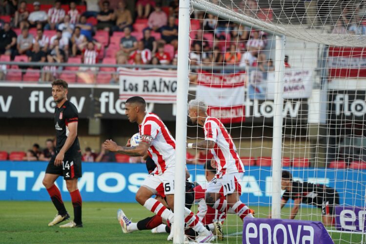 Instituto perdió ante Estudiantes y dejó pasar otra chance importante