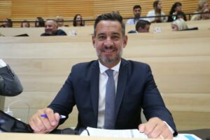 Suma rechazos el cepo al financiamiento universitario Suma rechazos el cepo al financiamiento universitario