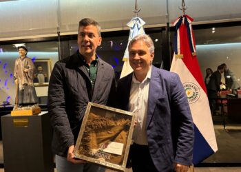 Desde Córdoba, el presidente de Paraguay elogió la gestión de Milei