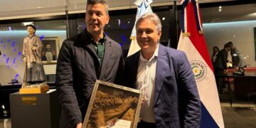 Llaryora recibió al presidente de Paraguay, Santiago Peña, que está de visita en Córdoba