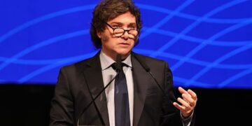 Milei en el cierre del Coloquio de Idea: «Voy a explicar a la Argentina como un caso de negocio»