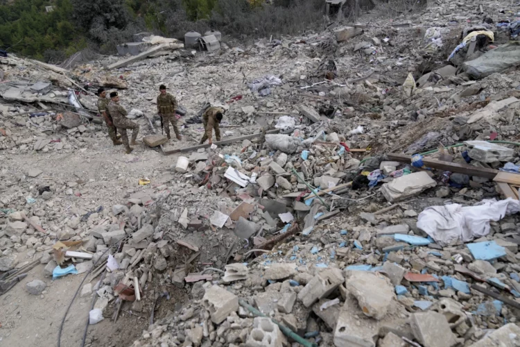 Las tropas de Israel y Hezbollah combaten cuerpo a cuerpo en el sur de Líbano