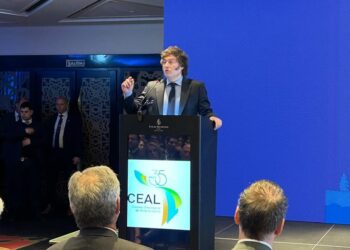 Milei defendió las ganancias empresarias y pidió inversiones