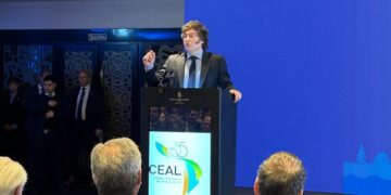 Milei defendió las ganancias empresarias y pidió inversiones