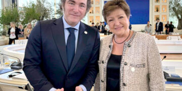 El FMI redujo los sobrecargos de las deudas y beneficia al país