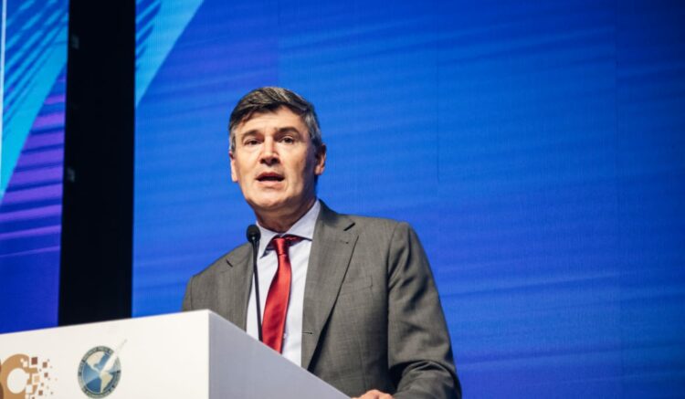 Passerini recibió el alta médica tras su cirugía y continuará la recuperación en su domicilio Passerini recibió el alta médica tras su cirugía y continuará la recuperación en su domicilio