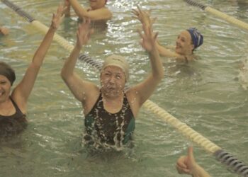 Espacios gratuitos para adultos mayores donde realizar actividad física en la ciudad