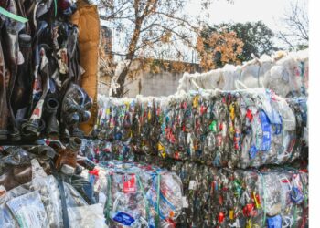 Recicladores alertan sobre la crisis del plástico reutilizado