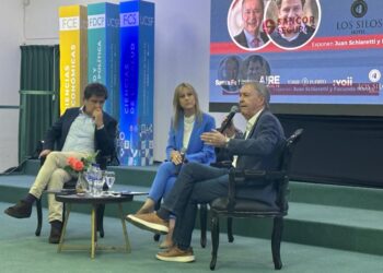 Schiaretti marcó diferencias con Milei