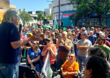 Suoem: “El 30% del salario está en peligro”