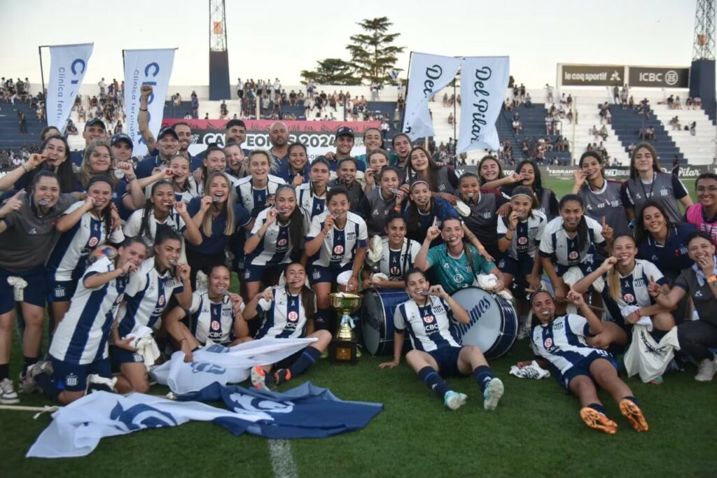 Talleres hizo historia y ascendió a Primera División