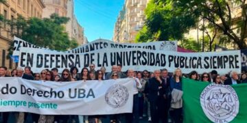 El Gobierno rechazó la denuncia de la UBA: «Están violando los derechos de los estudiantes»