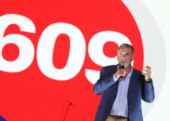 El Frente Amplio lidera las encuestas en Uruguay