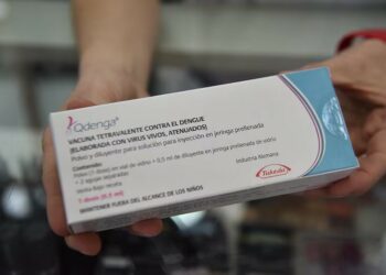 Farmacias declararon la falta de la vacuna contra el dengue