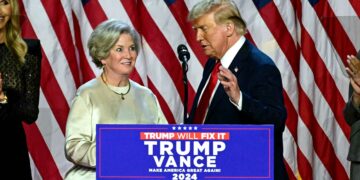Trump nombró a Susie Wiles como jefa de Gabinete en la Casa Blanca
