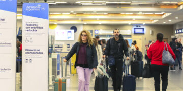 El Gobierno anunció pasajes aéreos en hasta 18 cuotas sin interés
