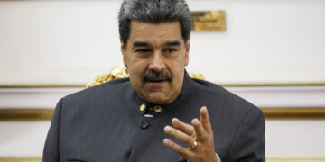 La Justicia argentina pidió que Interpol emita alertas rojas contra Maduro y otros funcionarios