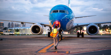 Aerolíneas Argentinas suspendió la mesa de negociación salarial