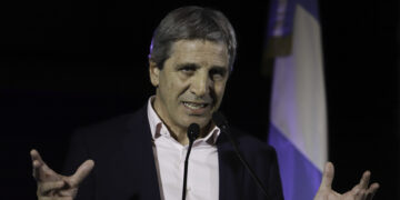 Caputo celebró la primera etapa del blanqueo y anunció que ingresaron más de US$ 22.500