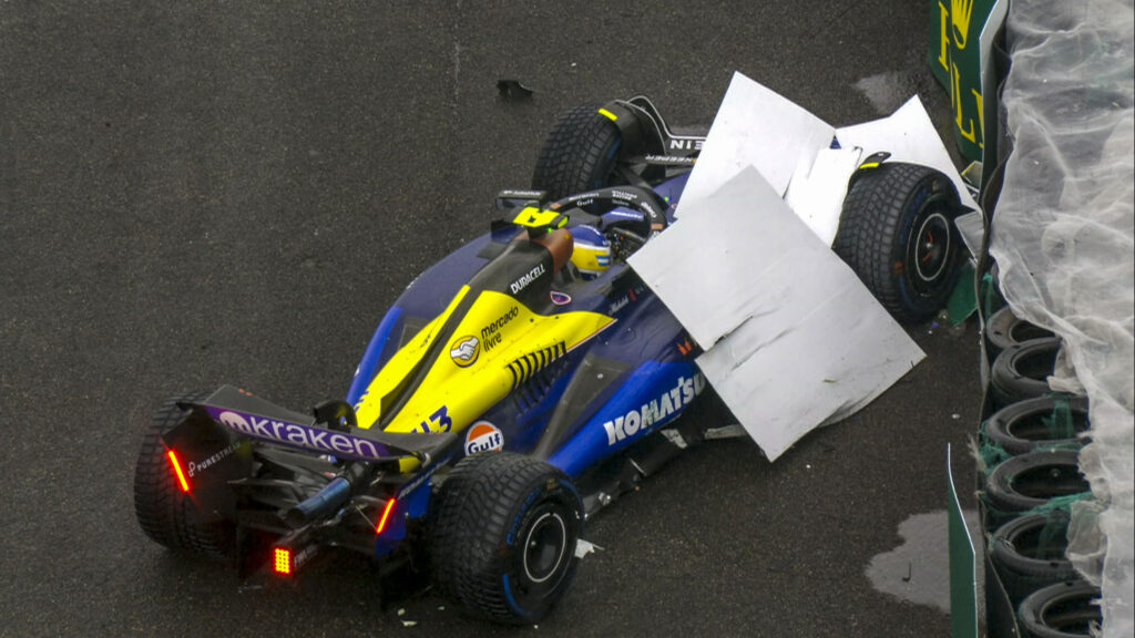 Colapinto chocó y abandonó la carrera, mientras que Verstappen quedó al borde de un nuevo título