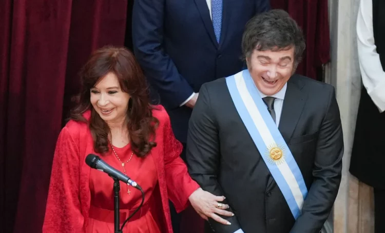 Qué dijeron Milei y Cristina Kirchner tras el fallo de Casación en la causa Vialidad