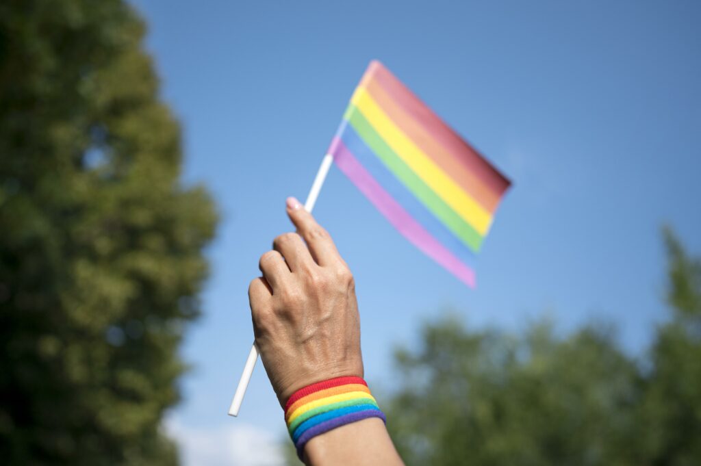 Qué dicen los últimos datos sobre las condiciones de vida de la comunidad LGBTIQ+