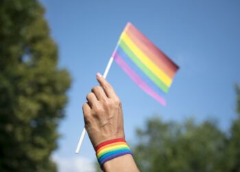 Qué dicen los últimos datos sobre las condiciones de vida de la comunidad LGBTIQ+