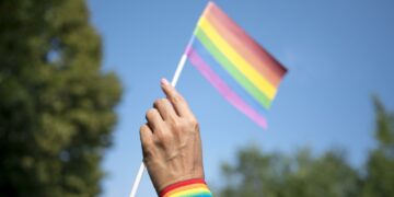 Qué dicen los últimos datos sobre las condiciones de vida de la comunidad LGBTIQ+