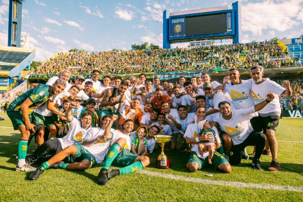 Aldosivi venció a San Martín y se quedó con el primer ascenso a la Primera División