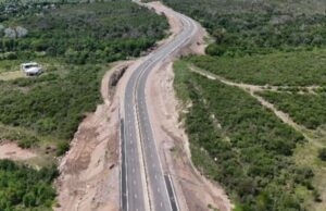 Llaryora calificó a la autovía de Punilla como una obra clave