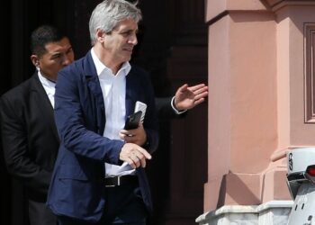 Anuncian un plan para saldar las deudas con las provincias