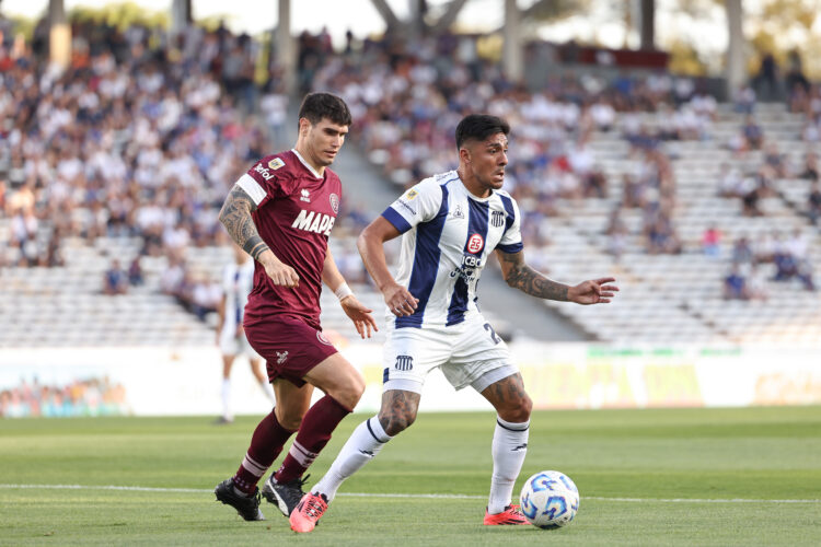 Talleres perdió ante Lanús y acumula 5 partidos sin ganar