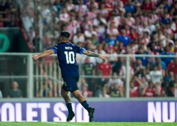 Talleres se trajo un gran triunfo de Santa Fe y sigue dando pelea