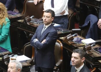 De Loredo defendió la falta de quórum al proyecto que limita los DNU