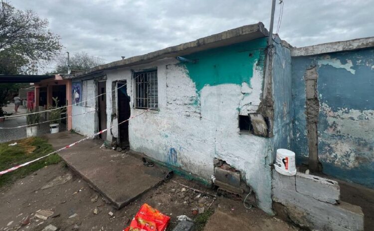 El siniestro ocurrió en una casa de barrio Villa Inés (Foto gentileza Cadena 3).