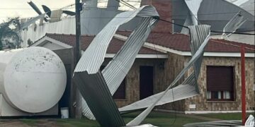 El temporal causó destrozos en la localidad de la Playosa