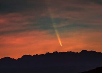 El «cometa del siglo»: de Córdoba a la Nasa