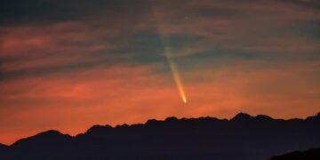 El «cometa del siglo»: de Córdoba a la Nasa