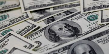 El Gobierno dejó de cobrar parte del impuesto País para las importaciones