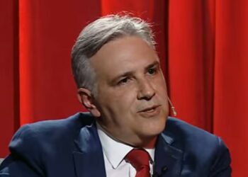 El Gobernador aseguró que Cristina Fernández “atrasa” en el PJ nacional