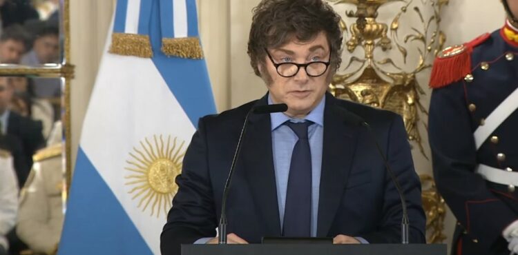 Milei prohibirá que los presos transgénero cambien de cárcel Milei prohibirá que los presos transgénero cambien de cárcel