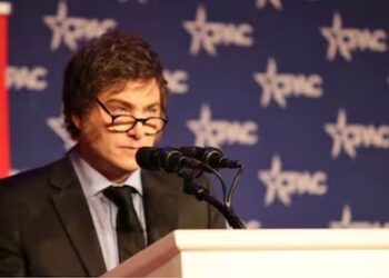 Milei volvió a hablar en la residencia de Trump ante inversores de EE.UU.