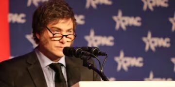 Milei volvió a hablar en la residencia de Trump ante inversores de EE.UU.