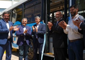 La Municipalidad incorporó 20 colectivos cero kilómetro a GNC