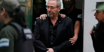 Ricardo Jaime se entregó a la Justicia y cumplirá la condena por la tragedia de Once