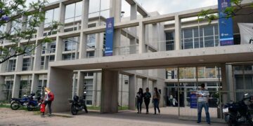 Más de 50 personas intoxicadas tras un evento académico de la UNC