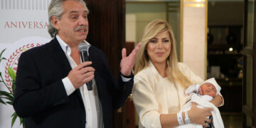 Tras más de cuatro meses de silencio, Fabiola Yañez reapareció en sus redes sociales
