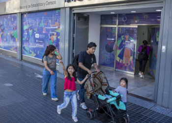 Una familia necesitó ingresos por más de $1.000.000 para no ser pobre en noviembre