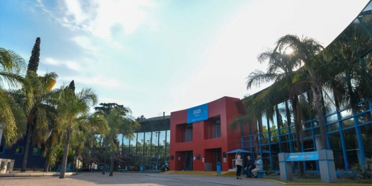 Centros de Participación Comunal.