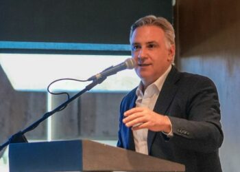 Llaryora resaltó la importancia de la obra pública en el interior: «Hay que practicar el federalismo»